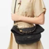 Mittlere Ola-Tasche aus Raffia und Kalbsleder in Schwarz