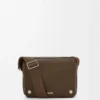 Mittlere Pebble Messenger Bag aus geschmeidigem genarbtem Kalbsleder Tundra