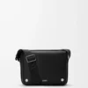 Mittlere Pebble Messenger Bag aus glattem Kalbsleder Schwarz