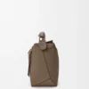 Mittlere Puzzle Edge Tasche aus weichem genarbtem Kalbsleder Taupe