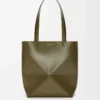 Mittlere Puzzle Fold-Tasche aus glänzendem Kalbsleder in Dark Khaki