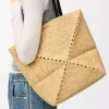 Mittlere Puzzle Fold-Tasche aus Raffia in Natur
