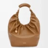 Mittlere Squeeze-Tasche aus weichem Nappalammleder in Eiche