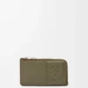 Münzkartenetui aus satiniertem Kalbsleder in Khaki Green