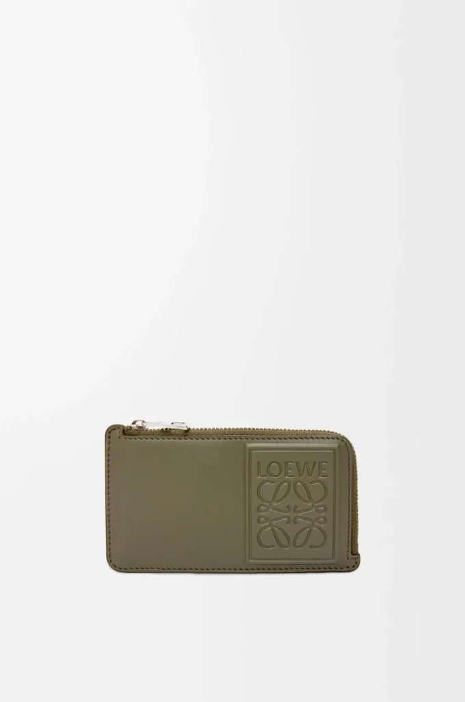 Münzkartenetui aus satiniertem Kalbsleder in Khaki Green