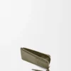 Münzkartenetui aus satiniertem Kalbsleder in Khaki Green