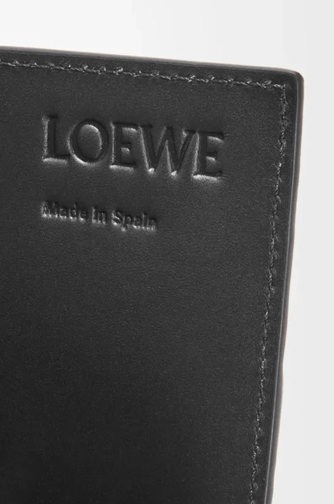 Offener Kartenhalter aus strukturiertem klassischem Kalbsleder in Schwarz
