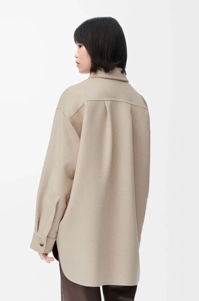 Overshirt aus Wolle und Kaschmir in Hellbeige Melange