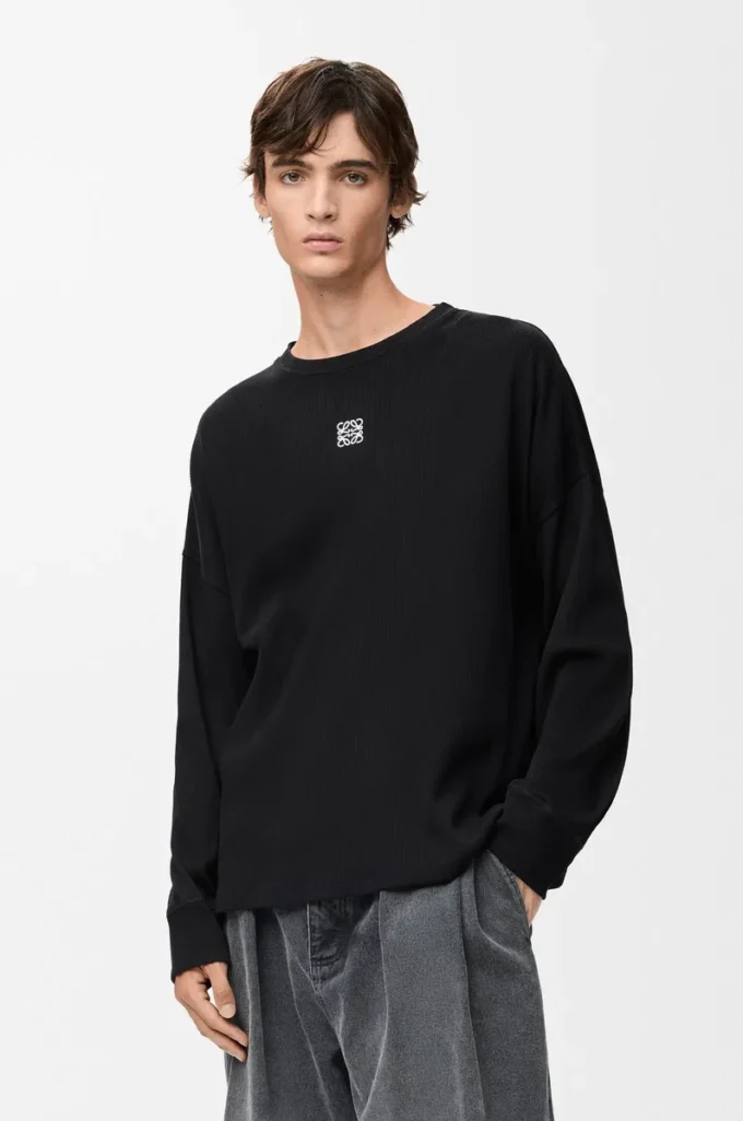 Oversized-Fit-Langarm-T-Shirt aus Baumwolle in Schwarz