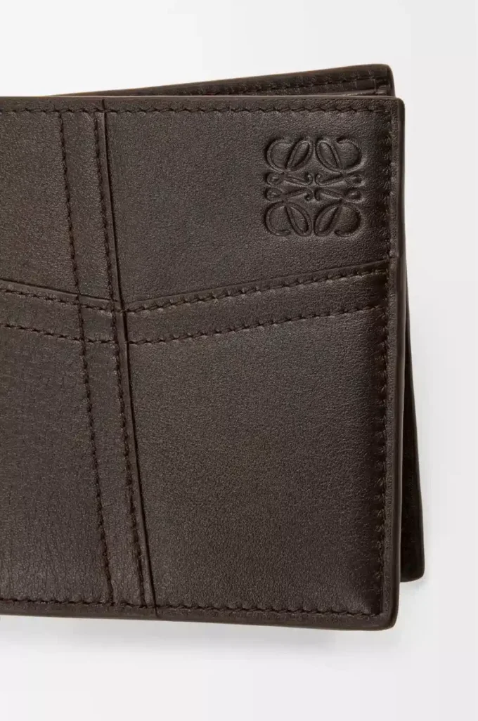 Panta-Bifold-Geldbörse aus glänzendem Kalbsleder in Vintage Brown