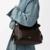 Panta Medium Flamenco Clutch aus glänzendem Kalbsleder in Vintage Brown