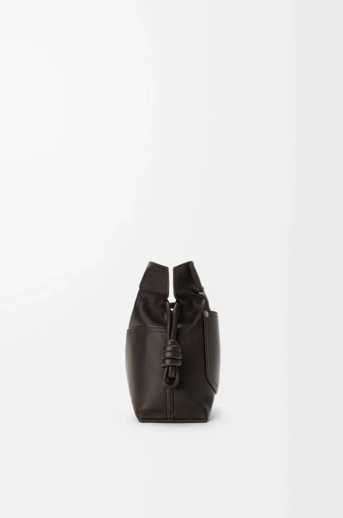 Panta Medium Flamenco Clutch aus glänzendem Kalbsleder in Vintage Brown
