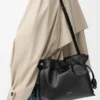 Panta Medium Flamenco Clutch aus glänzendem Kalbsleder Schwarz