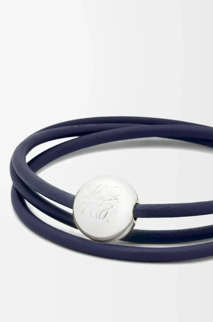 Pebble-Armband aus Kalbsleder in Abyss Blue