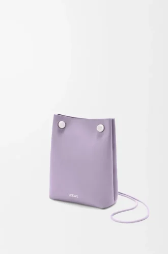 Pebble-Beutel aus glattem Kalbsleder in Dirty Mauve