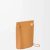 Pebble Dice Tasche aus klassischem Kalbsleder in Warm Desert