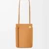 Pebble Dice Tasche aus klassischem Kalbsleder in Warm Desert