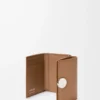 Pebble dreifach gefaltete Geldbörse aus pebble grain Kalbsleder in Mocha