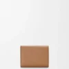 Pebble dreifach gefaltete Geldbörse aus pebble grain Kalbsleder in Mocha
