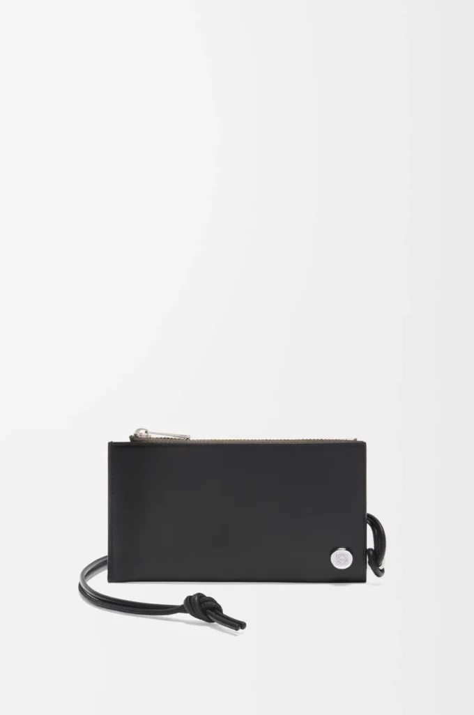 Pebble Slider Münzkartenetui aus glänzendem Nappakalbsleder in Schwarz/Dunkelkhaki