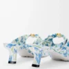 Pebble Soft Mule aus bedrucktem Nappa-Lammleder in Soft White/Blue