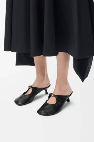 Pebble Soft Pantolette aus Nappalammleder in Schwarz