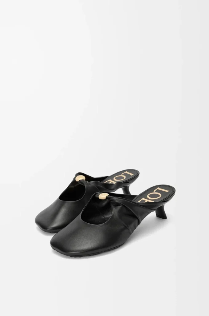 Pebble Soft Pantolette aus Nappalammleder in Schwarz