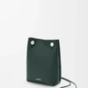 Pebble-Tasche aus glattem Kalbsleder Sherwood