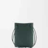 Pebble-Tasche aus glattem Kalbsleder Sherwood