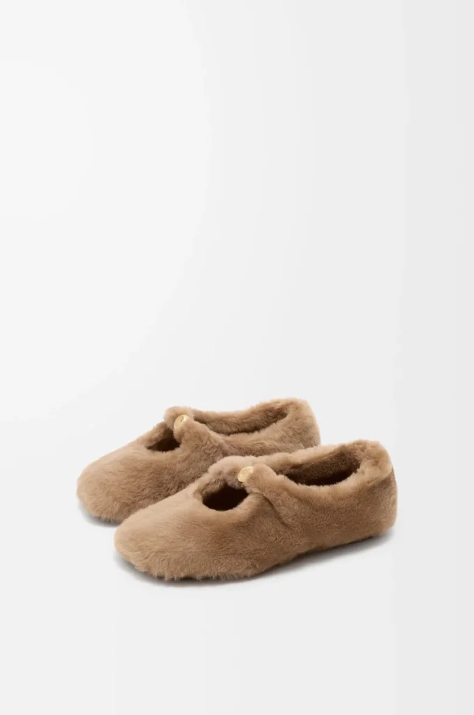 Pebble Weiche Ballerinas aus Lammfell in Eiche