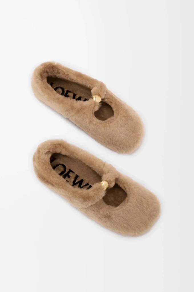 Pebble Weiche Ballerinas aus Lammfell in Eiche