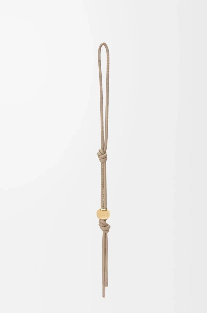 Personalisierungsband aus klassischem Kalbsleder Sand/Gold