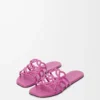 Petal Anagram Pantolette aus weichem Kalbsleder in Fuchsia