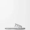 Petal Anagram Slipper aus laminiertem Lammleder in Silber