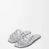 Petal Anagram Slipper aus laminiertem Lammleder in Silber