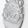 Petal Anagram Slipper aus laminiertem Lammleder in Silber