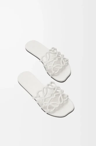 Petal Anagram Slipper aus weichem Kalbsleder Anthurium White
