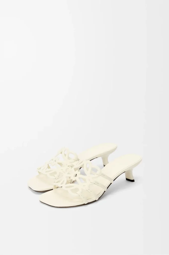 Petal Anagram Slipper aus weichem Kalbsleder Anthurium White