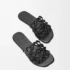 Petal Anagram Slipper aus weichem Kalbsleder in Schwarz
