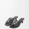 Petal Anagram Slipper aus weichem Kalbsleder in Schwarz