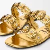 Petal Flower Sandale aus Kalbsleder und Kristallen Gold