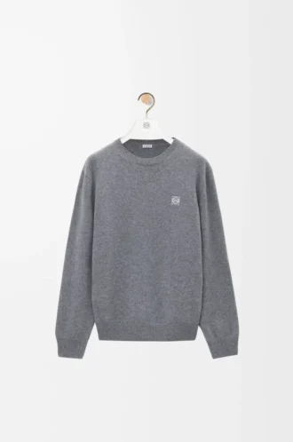 Pullover aus Wolle in Grau meliert