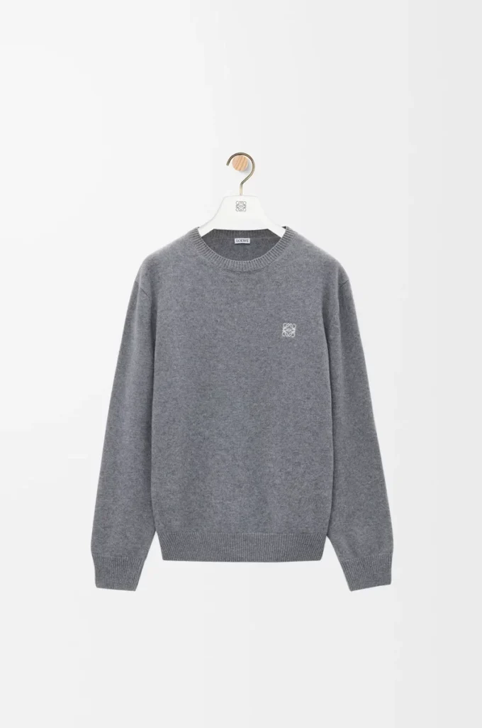 Pullover aus Wolle in Grau meliert