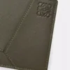 Puzzle-Bifold-Geldbörse aus klassischem Kalbsleder in Dunkelkhaki