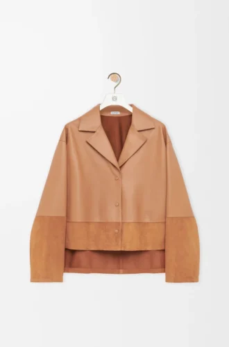 Pyjama-Bluse aus Nappalammleder in Toffee