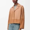Pyjama-Bluse aus Nappalammleder in Toffee
