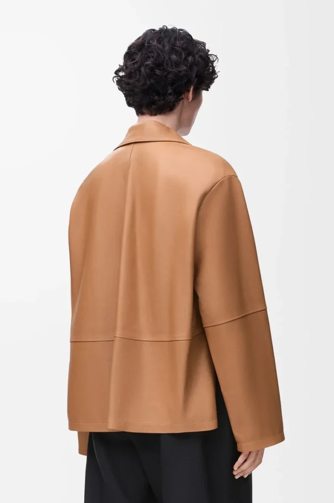 Pyjama-Bluse aus Nappalammleder in Toffee