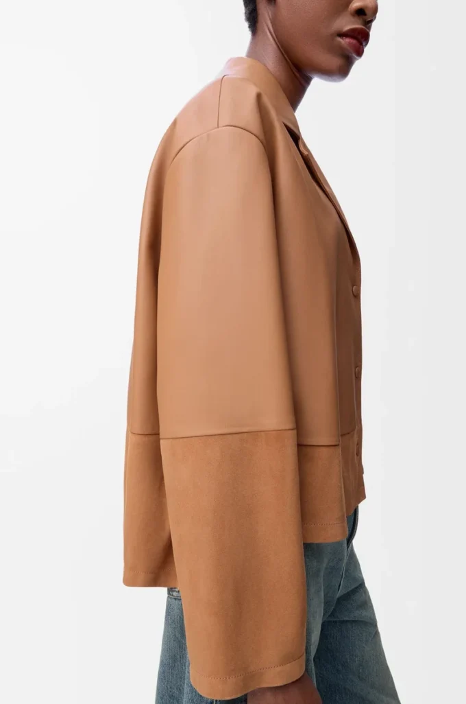 Pyjama-Bluse aus Nappalammleder in Toffee