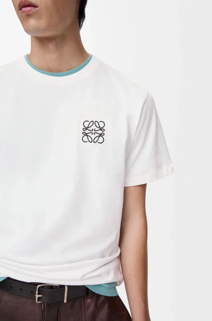 Regular Fit T-Shirt aus Baumwolle in Weiß