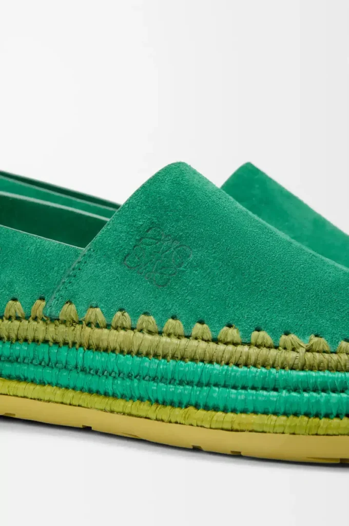 Rio Slipper aus Wildleder und Raffia Grün